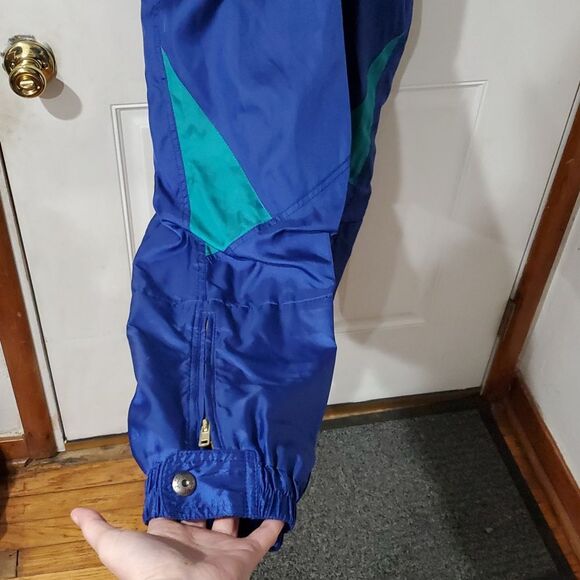 Vintage Descente Ski Suit In Retro Blue And Green - Picture 6 of 16